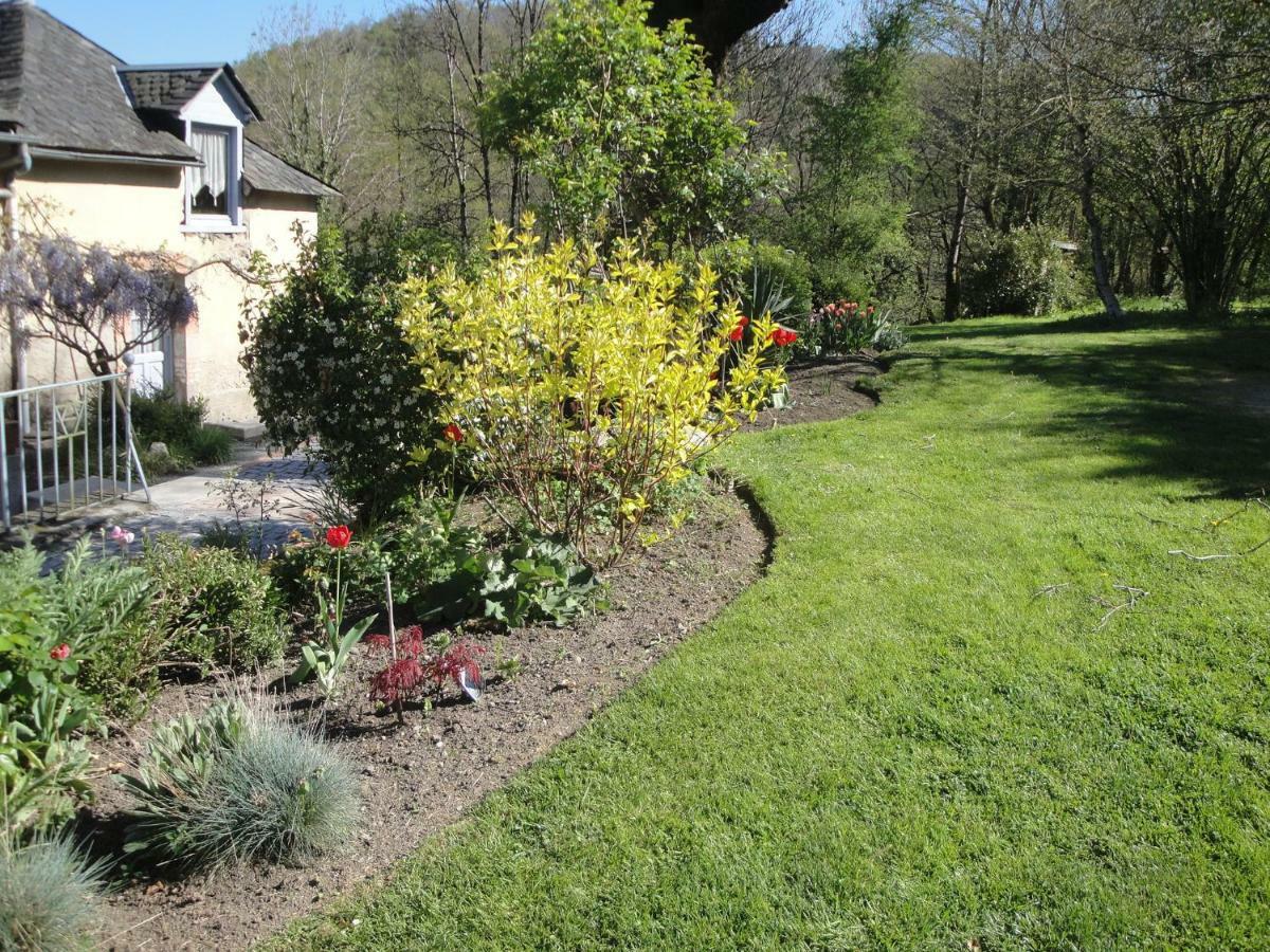 Bed and Breakfast Le Relais Des Capucines Largnac Zewnętrze zdjęcie